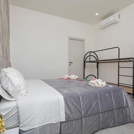 Pm House Bed & Breakfast Misterbianco