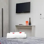 Pm House 3*