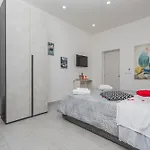 Pm House 3*